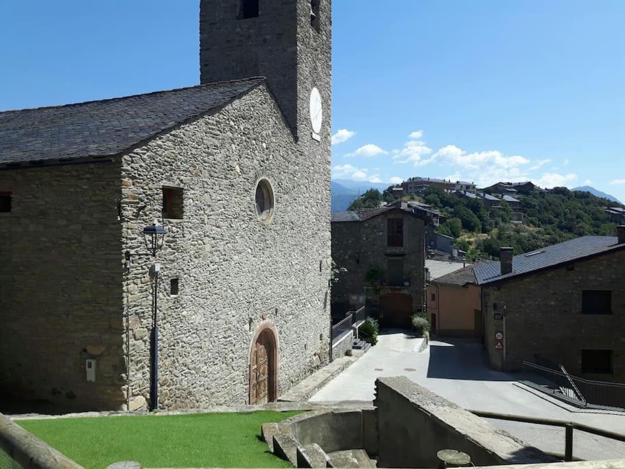 Apartament Gran Pirineu Montferrer Exterior photo