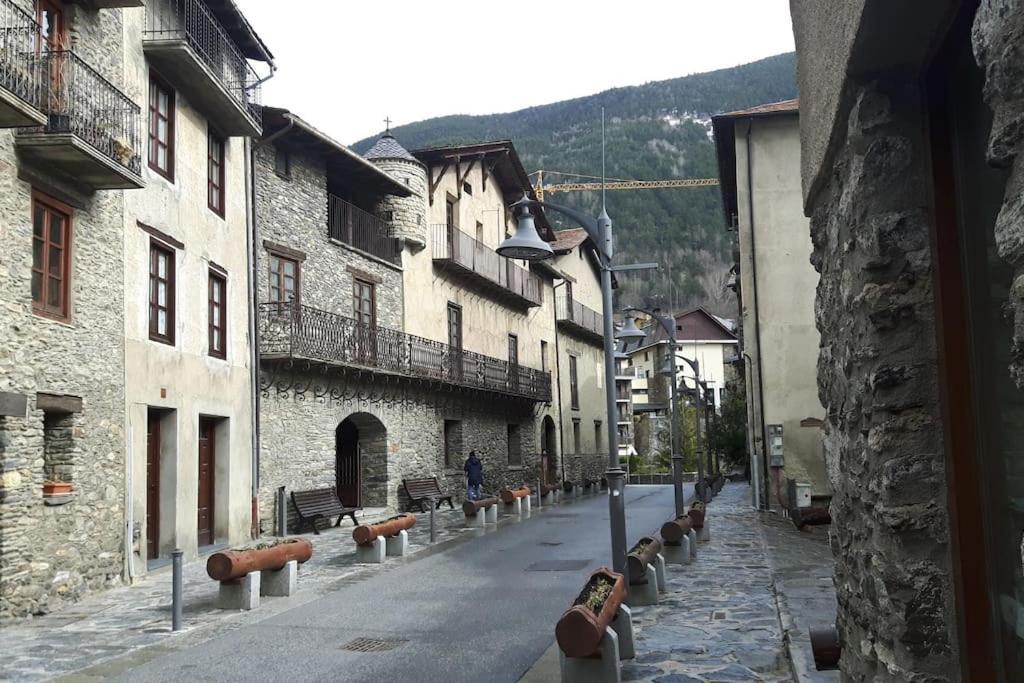 Apartament Gran Pirineu Montferrer Exterior photo